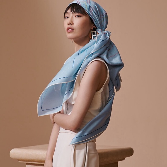 Hermes Pique Sellier shawl 140 - Picture 5 of 10